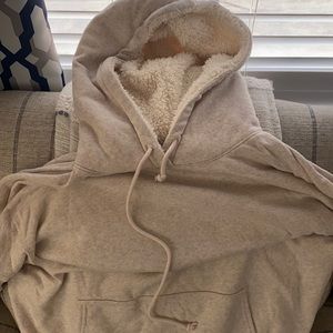 Hooded Sherpa sweatshirt